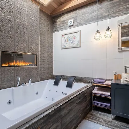 1-bedroom Designer On Hristo Belchev Str 索菲亞