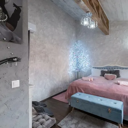 1-bedroom Designer On Hristo Belchev Str 索菲亞