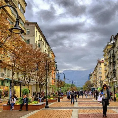 1-bedroom Designer On Hristo Belchev Str *