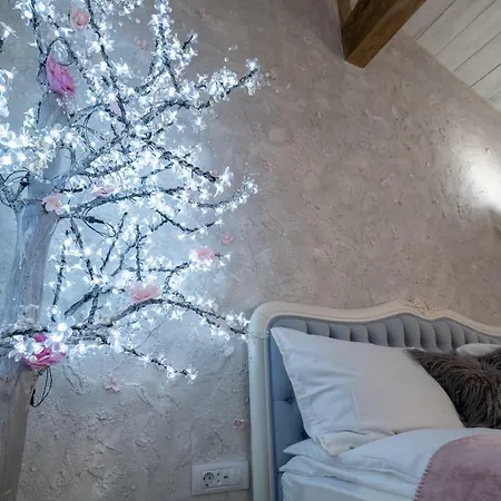 1-bedroom Designer On Hristo Belchev Str *