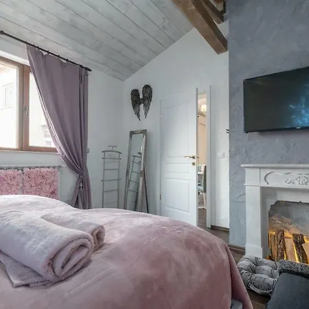 Designer 1bdr On Hristo Belchev Str Апартамент София